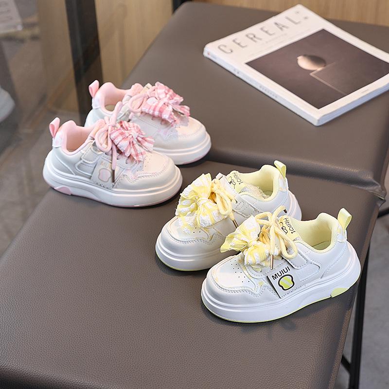 Spring 2025 Girls' Breathable Soft Sole Sneakers: Casual Princess Shoes for Middle and Big Kids