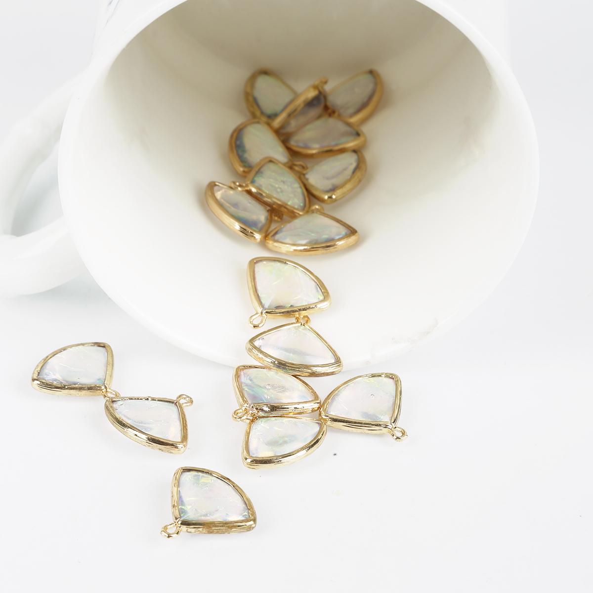 

2 шт., 15*19 мм, ослепительный цвет, веерообразная форма, подвеска в виде облака, посылка, края, ювелирные компоненты, для изготовления серег, браслета, ожерелья 15*19mm 2pcs белый