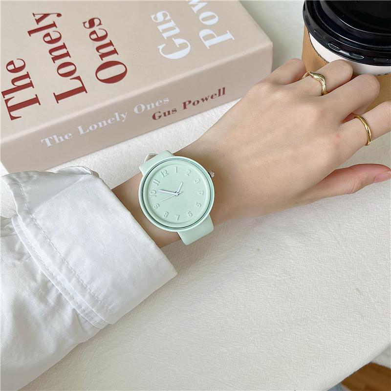 Minimalistischer Stil Mädchen Mode Quadratisch Einfache Uhr Temperament Hoher Wert Mittelschüler Quarz Damen Uhr
