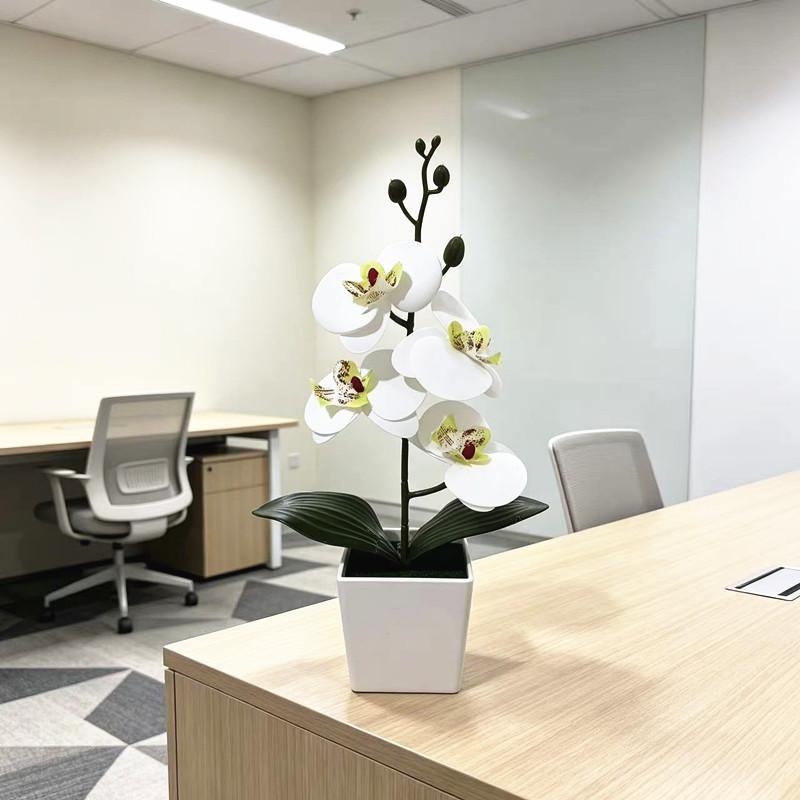 Butterfly Orchid Faux Plant With Plastic Material For Wedding Decor And Home Styling