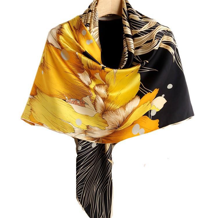 Big Fish Begonia Silk Square Scarf Mulberry Silk Scarf Women'S Spring And Autumn Mom Silk Scarf Shawl Gift Plain Crepe Satin