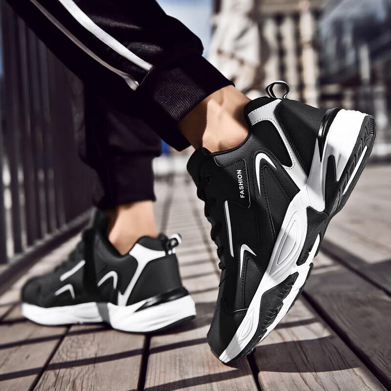 Running shoes men's shoes spring 2025 new men's shoes soft sole non-slip breathable Korean version versatile sports and leisure shoes