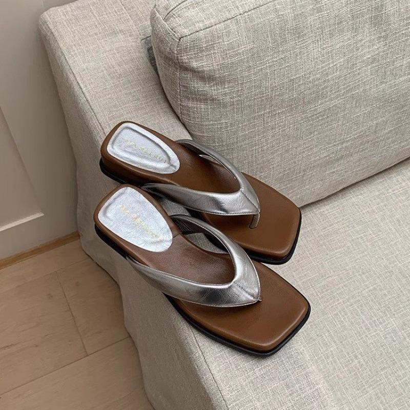 Summer new clipped-toe flip-flops women's outerwear with skirts beach shoes casual cool slippers