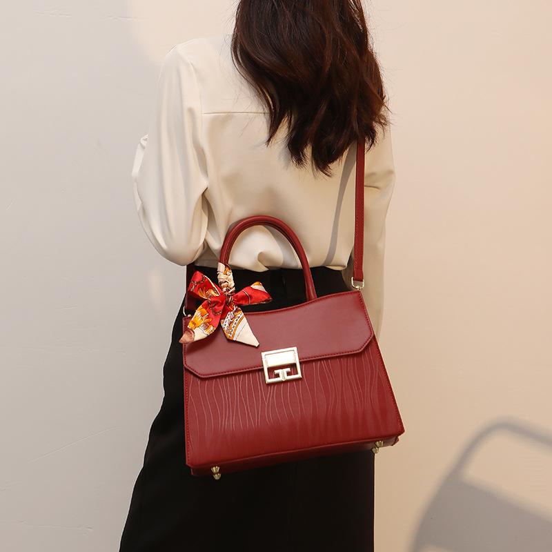 Mother's Day red bag female mother wedding bag middle-aged lady handbag mother-in-law wedding gift bag single shoulder