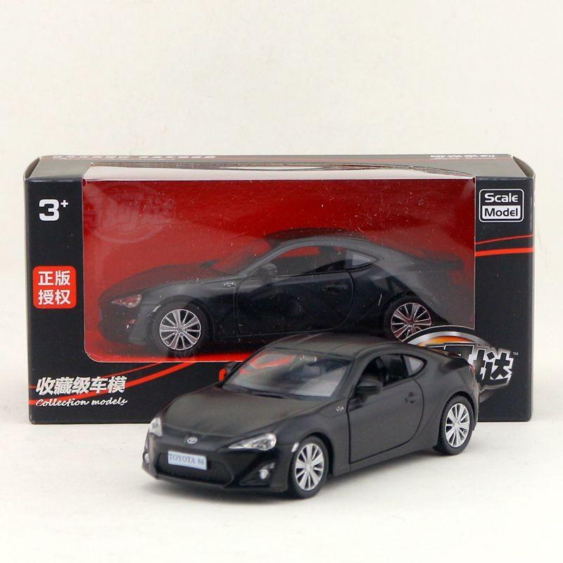 Simulation Toyota Alloy Sedan Model Children Toy For Collection And Display