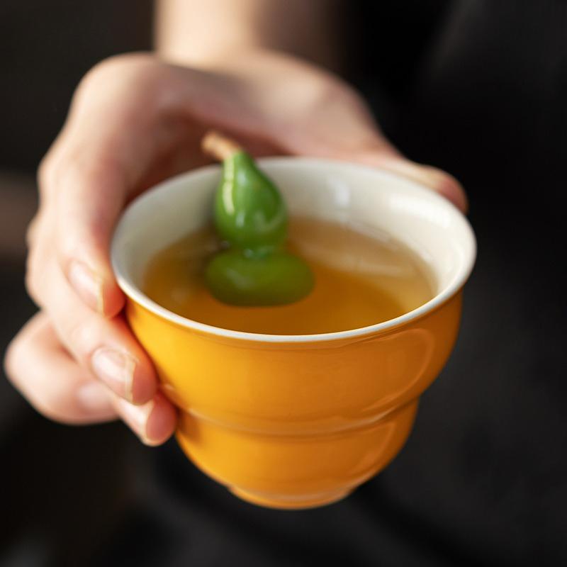 Creative Gourd Shape Ceramic Tea Cup Household Traditional TeaCup Master Cup Kung Fu Tea Set Drinkware Decoration 2025 New