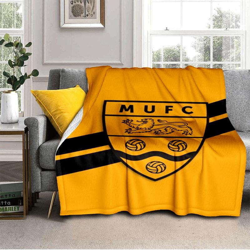 Football Crest Printed Throws Blanket Soft Flannel Blankets for Couch Bed Gifts for Men Women Picnic blanket Christmas gifts
