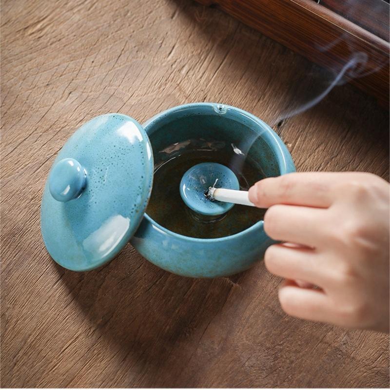 Vintage Gradient Porcelain Ashtray with Lid Large Capacity Windproof Storage Box Office Living Room Ashtray Gift Home Decoration