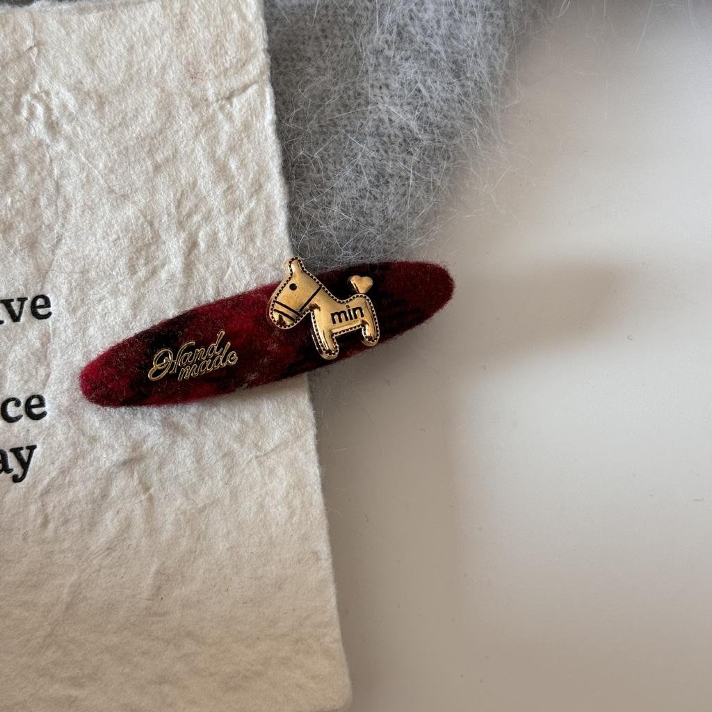 Quickly Become Rich - Side Braid, Edge Braid, Side Braid, Fringe Braid, Horse Year Zodiac Year Hair Clip