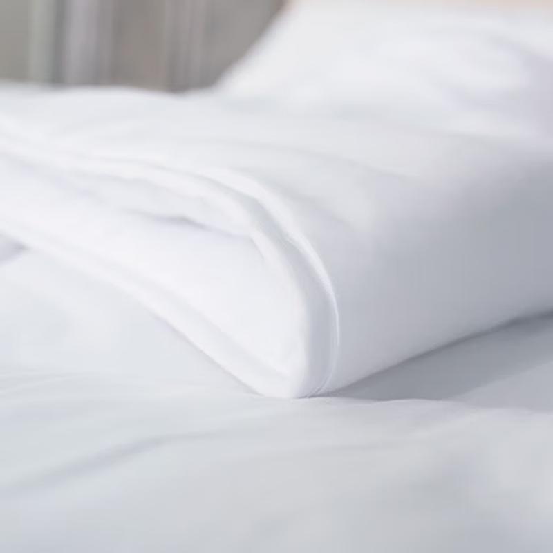 Mengjie Class A Antibacterial Cloud-Feel Four-Season Quilt