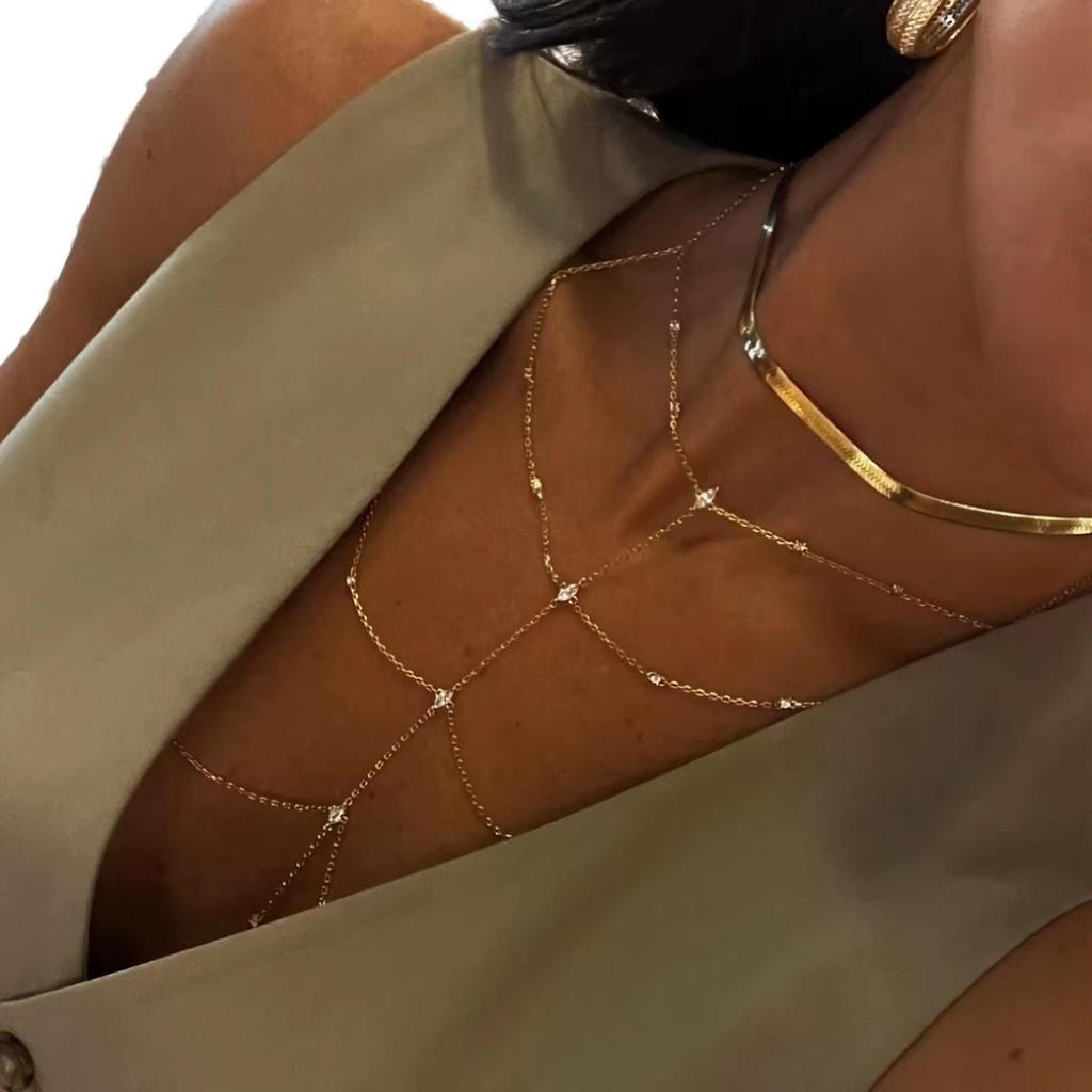 Summer Dancing Party Sexy Body Chain for Women 18K Gold Plated Mini Tassel Chain Setting Iced Out Zircons Jewelry