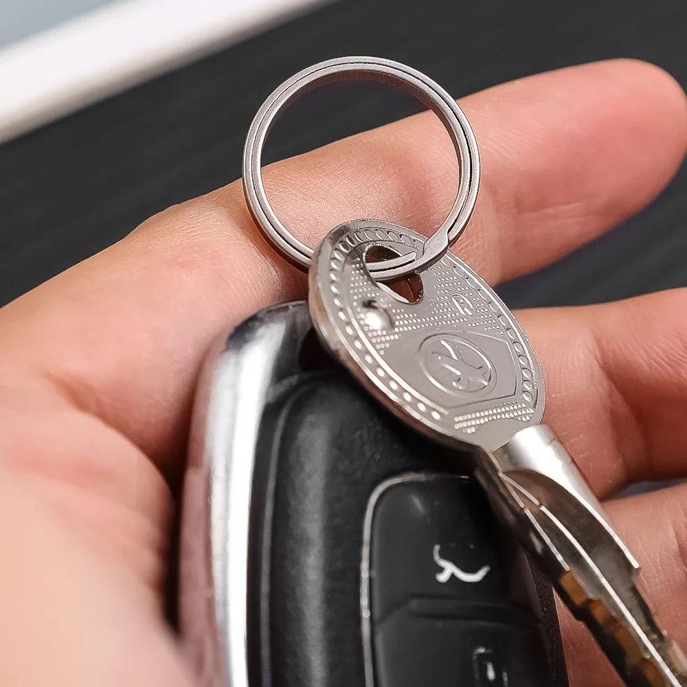 4pcs Metal Key Chain Pendant Hard Side Pushing Rings Creative Titanium Alloy Key Ring Outdoor Tools