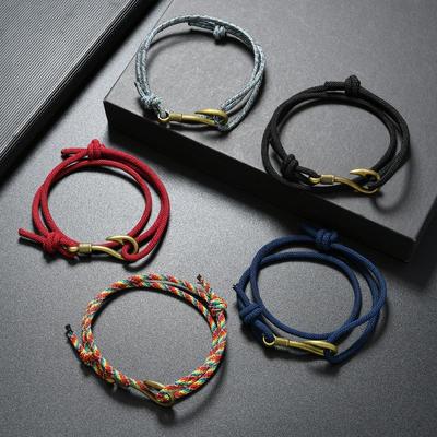 Bracciali – Braccialetti intrecciati