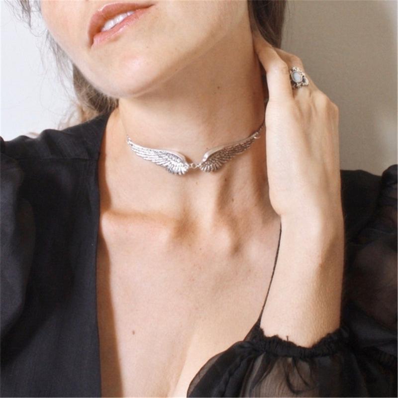 Fashionable Feathered Necklace Clavicle Chain Perfect For Parties And Daily Use Stylish Present For Her