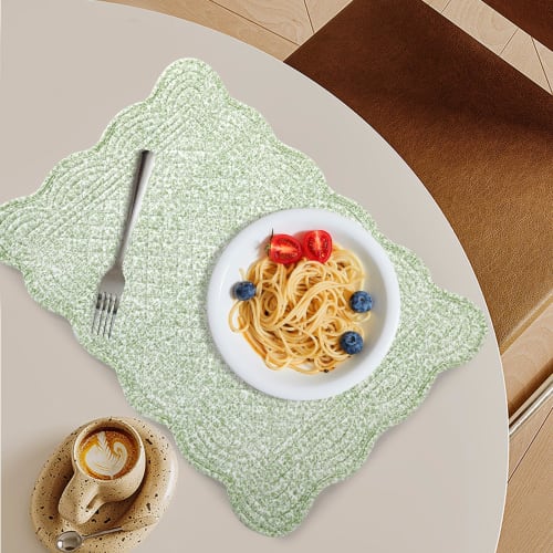 MABOZOO 100% Cotton Quilted Placemats, Set of 6, Washable Fabric Placemats for Kitchen & Dining Tables, Rectangular, White, Green, Floral Plate Mats