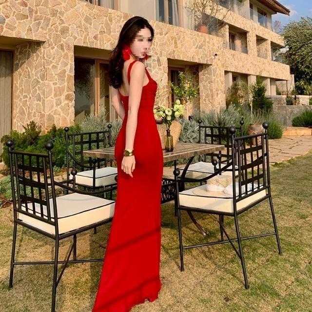 Royal sister temperament shows figure, retro red suspender dress is beautiful and unique, waist halter, hip wrap, fishtail skirt summer