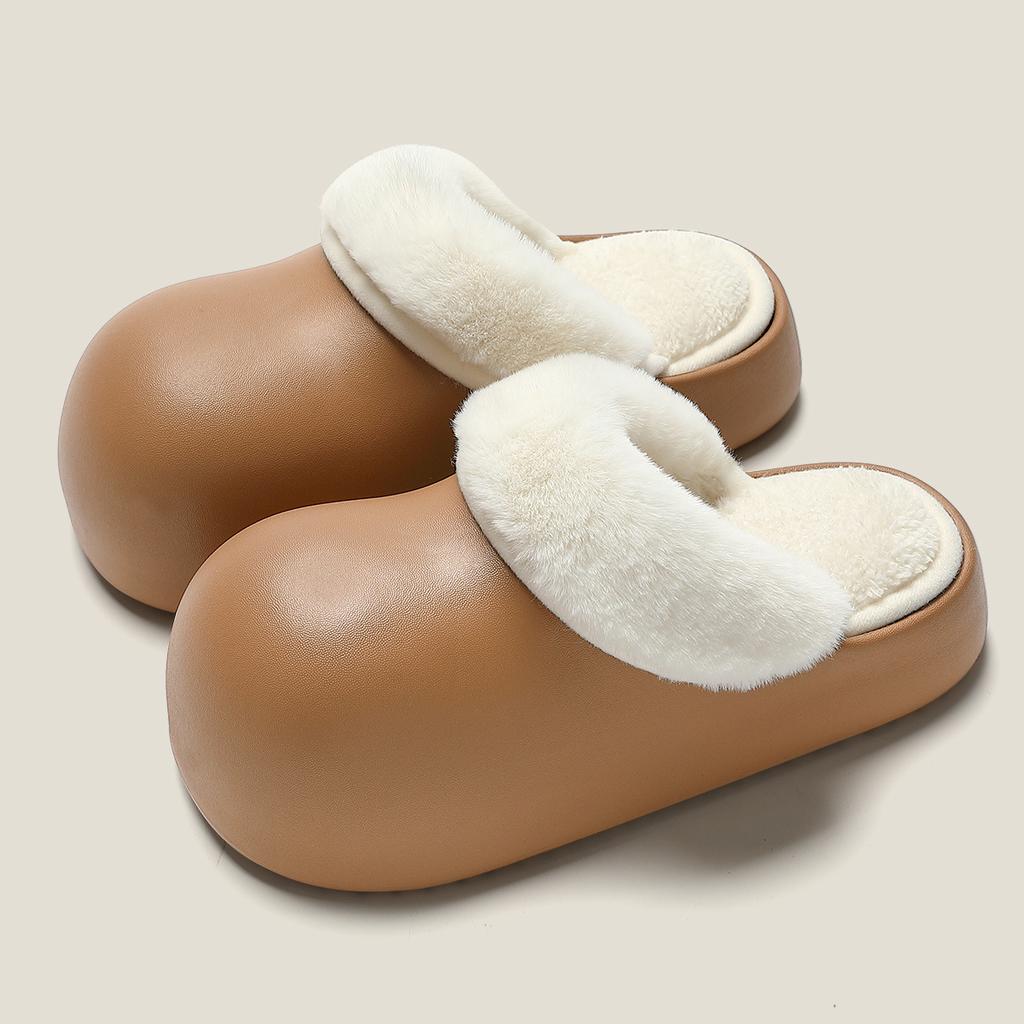 Cotton Shoes Are Waterproof for Winter Outer Wear, Non-slip for Outdoor Use, Warm and Cute Thick-soled Plush Outer Slippers.