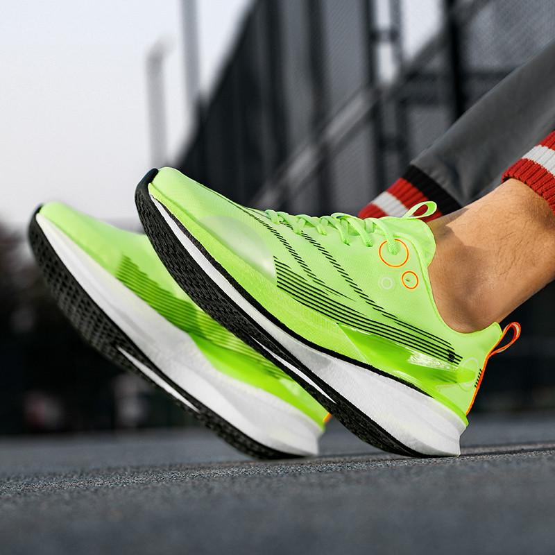 Men's Sneakers New Mesh Breathable Lightweight Train Sport Shoes Women Rebound Marathon Carbon Plate Couple Running Shoes