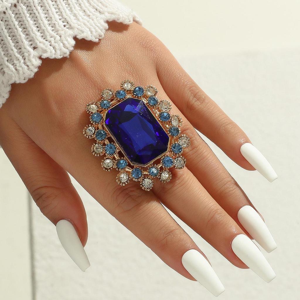 European Retro Elegant Rhinestone Adjustable Ring