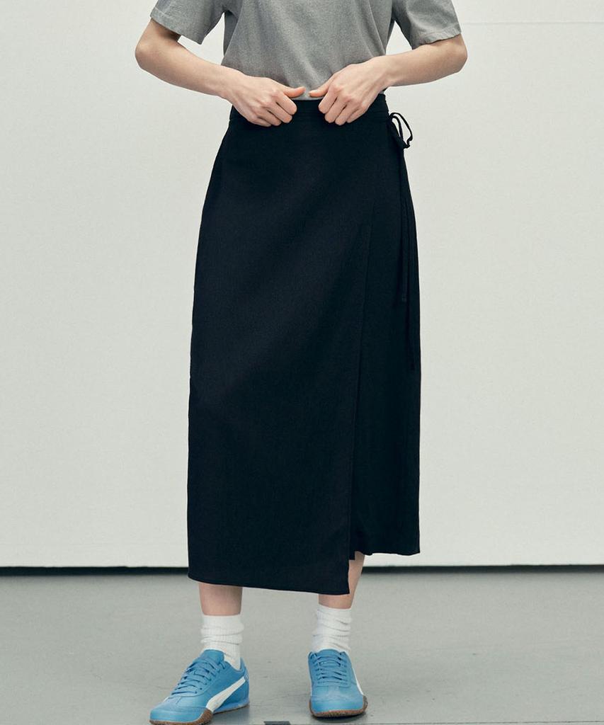 MALOUPE 3115 Crinkle Wrap Skirt (Black)