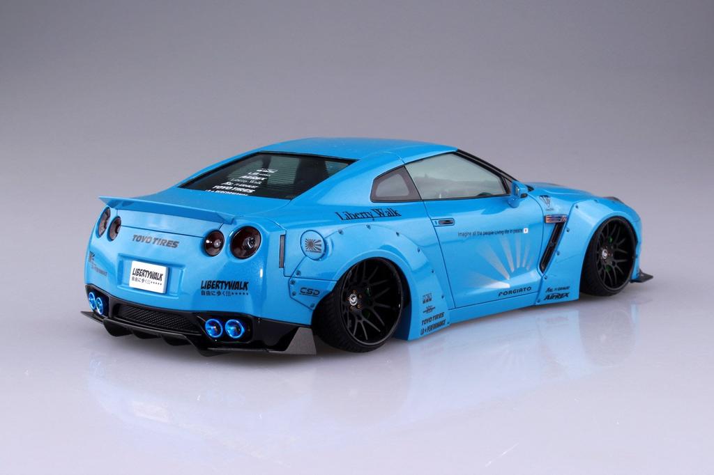 Aoshima Bunka Kyozai Liberty Walk 9 R35 1 Plastic Model (AOSHIMA) 1/24 No. LBWORKS GT-R Ver.