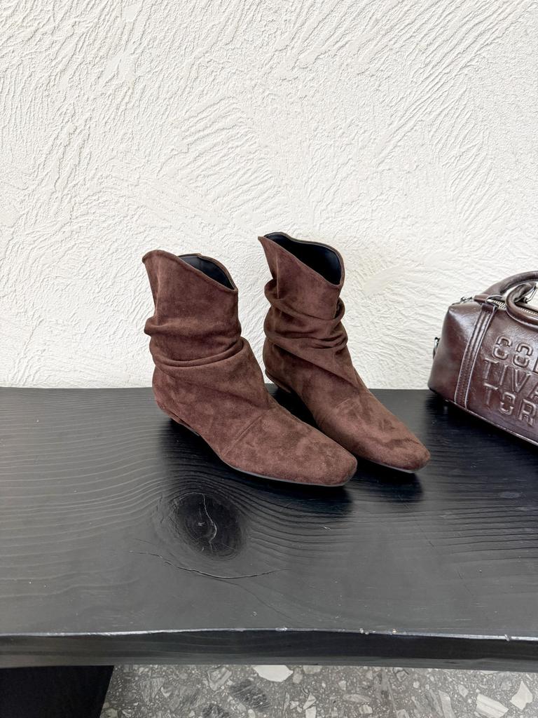 Suede square head short boots women's autumn and winter new low-heeled thin and ankle boots versatile fashion boots