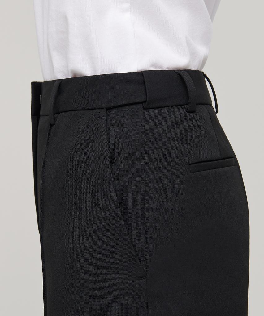 MUSINSA STANDARD WOMAN Women'S Pin-Tuck Straight Hidden Banding Slacks [Black]
