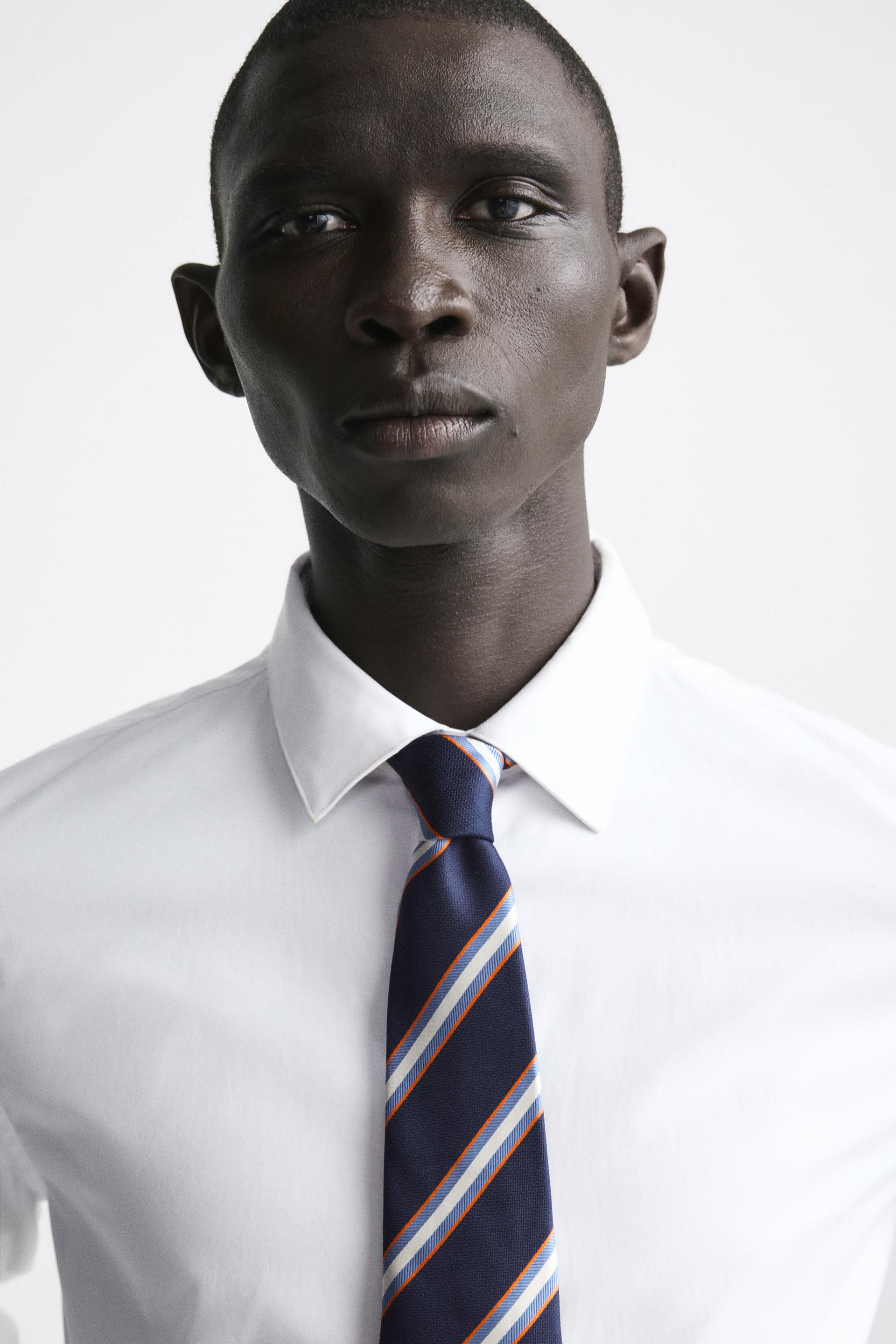 

100% SILK STRIPED TIE