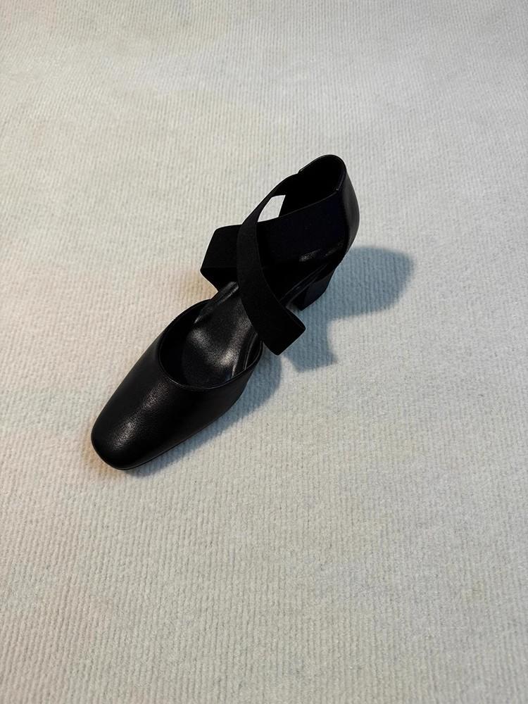 Large Size Retro Versatile Ballet High Heels Women's 2025 Early Spring Thick Heel Cross Strap Hollow Casual Bag Head Sandals