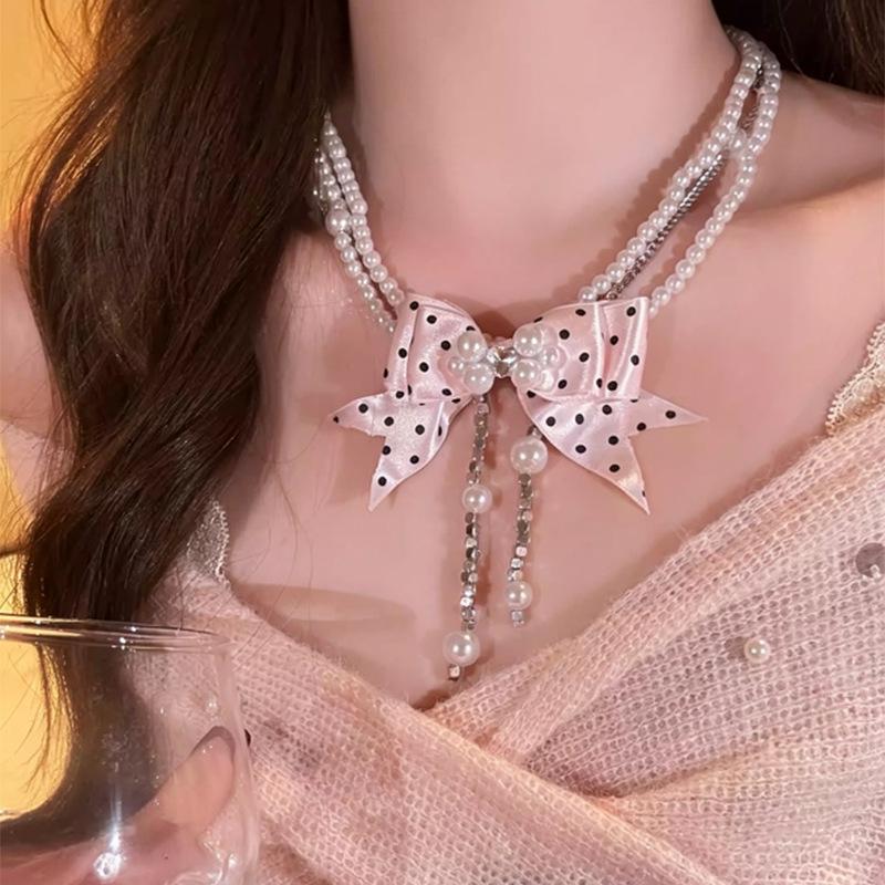 Collana con Fiocco a Pois e Perle Vintage Francese - Chic e Versatile per Donne