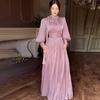 Elegantes Glänzendes Chiffon Maxikleid Stehkragen Schleife Puff Langarm Gürtel Falten Bodenlang Formelles Abendkleid Hochzeitsgast Herbst
