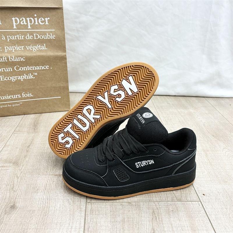 

Korean version of casual retro trend comfortable casual lightweight bread shoes women s 2025 spring new Harajuku port style bf board shoes 36