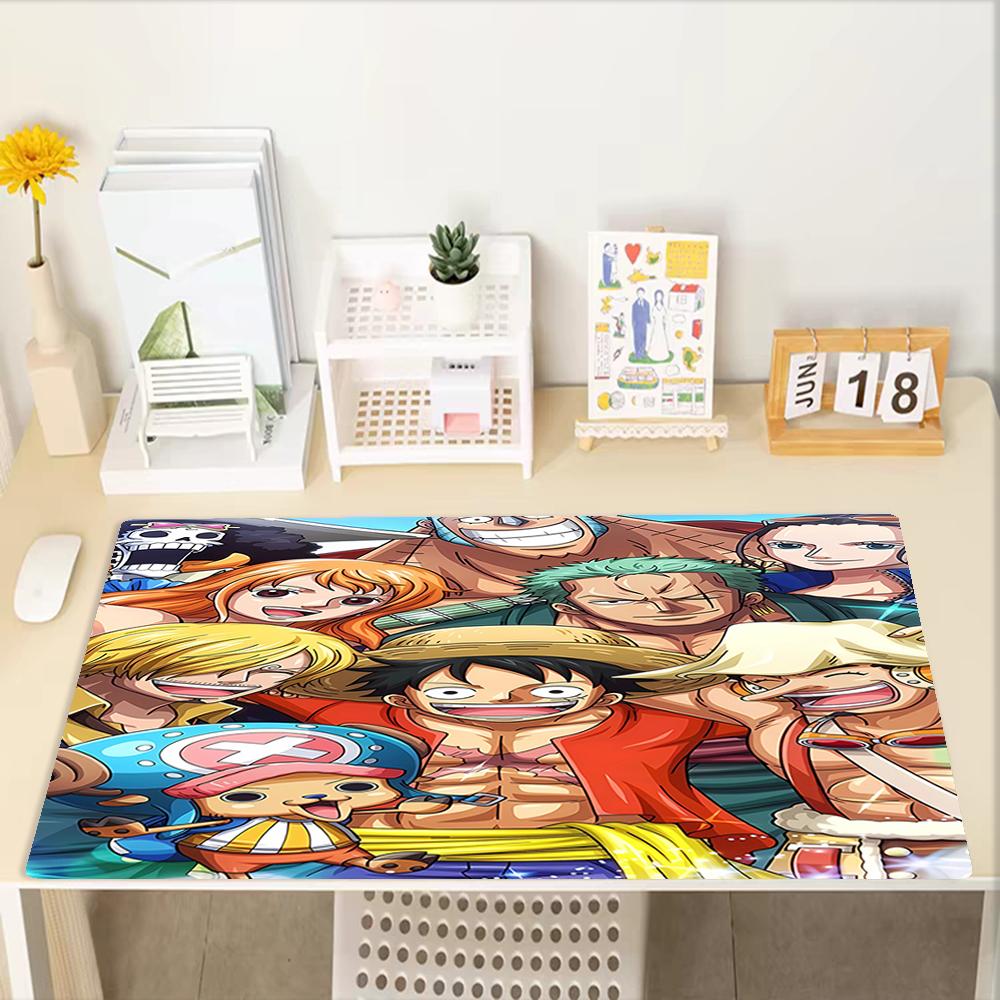 One Piece Theme Mouse Pad, Non Slip Rubber Base, Multifunctional Office & Home Decor, Perfect for Workspace Personalization.