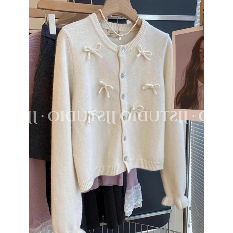 Roter Strickcardigan mit Schleife Damen Frühling und Herbst Design-Sinn Nische Retro Dünne Strickjacke Kurz