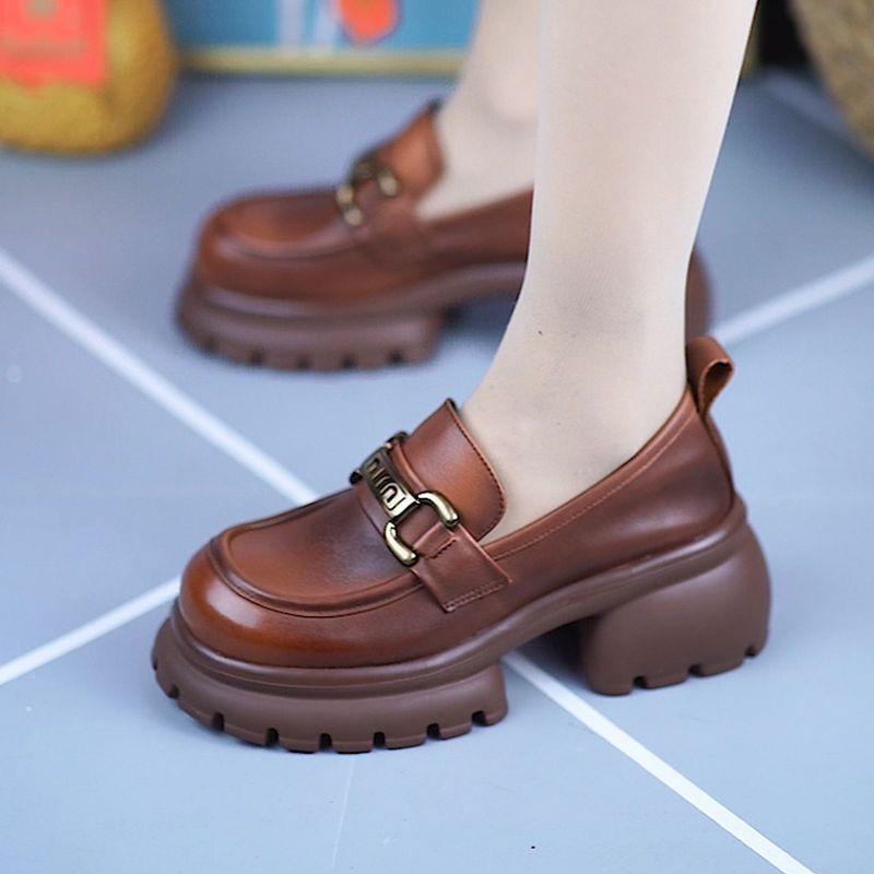 

New soft leather retro leather shoes women s platform single shoes women s height increase lightweight soft sole comfortable one-pedal loafers 35 чорний