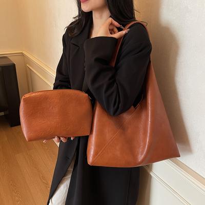 Large Capacity Retro Bag Women's Shoulder Bag Commuter Tote Bag