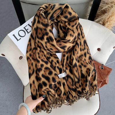 Fular Retro cu Imprimeu Leopard Fular de Iarnă pentru Femei Încălzitor pentru Gât Design Nișă cu Franjuri Îngroșat Călduros Vânzare Angro
