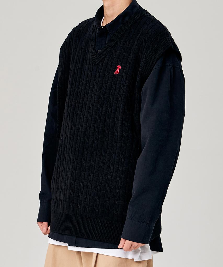 Takeasy Cable Smolaku Knit Vest (Black)