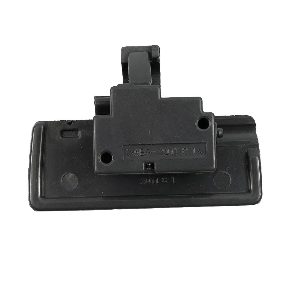 

Reliable Car Glove Box Lid Handle With Stable Characteristics For Suzuki SX4 Swift RW415 RW416 RW420 2006 2012 CHINA