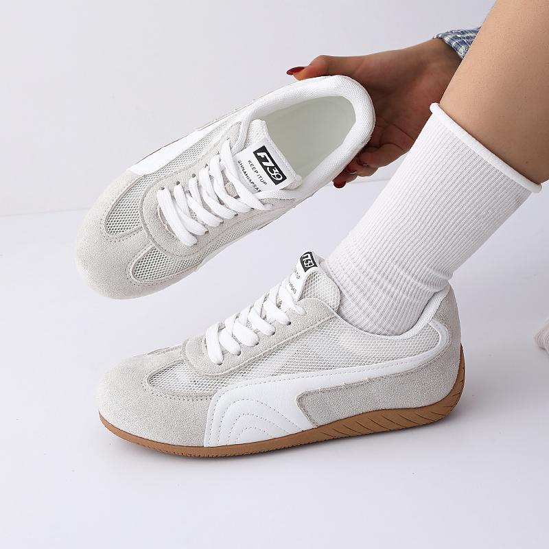 Women's Casual Sneakers Flat Training Shoes with Mesh Panel, Spring Summer Breathable Lace-Up Fashion Shoes