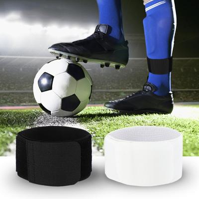 4 Adet Futbol Tekmelik Kayışı Kaymaz Futbol Spor Koruyucu Dişli Legging Shin Sabit Askılar Tekme için Hafif Ayak Bileği Koruma Elastik Bantlar