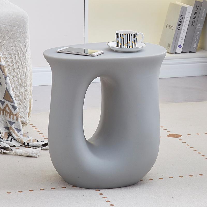 Nordic Coffee Tables Small Side Table Decoration Accessories Cute U-shapped Design Portable Living Room Furniture Self-contained