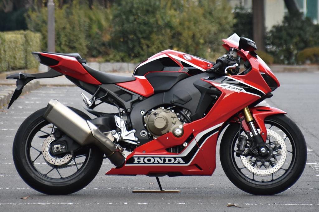 World-Walk Motorcycle Tank Pad for Select Models