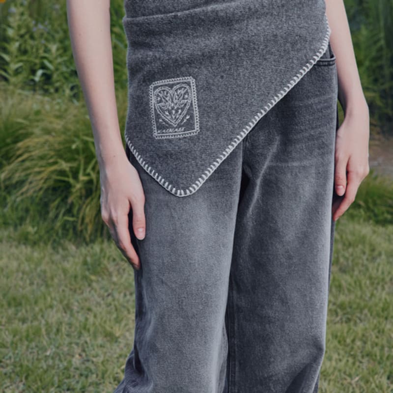 muemuer Embroidery Triangle Knit Muffler MU2599MF901M_2color