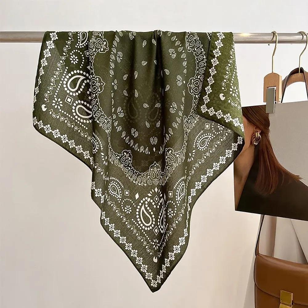 Polyester Head Scarf Retro Neck Scarf Fashion Square Scarf  Decor