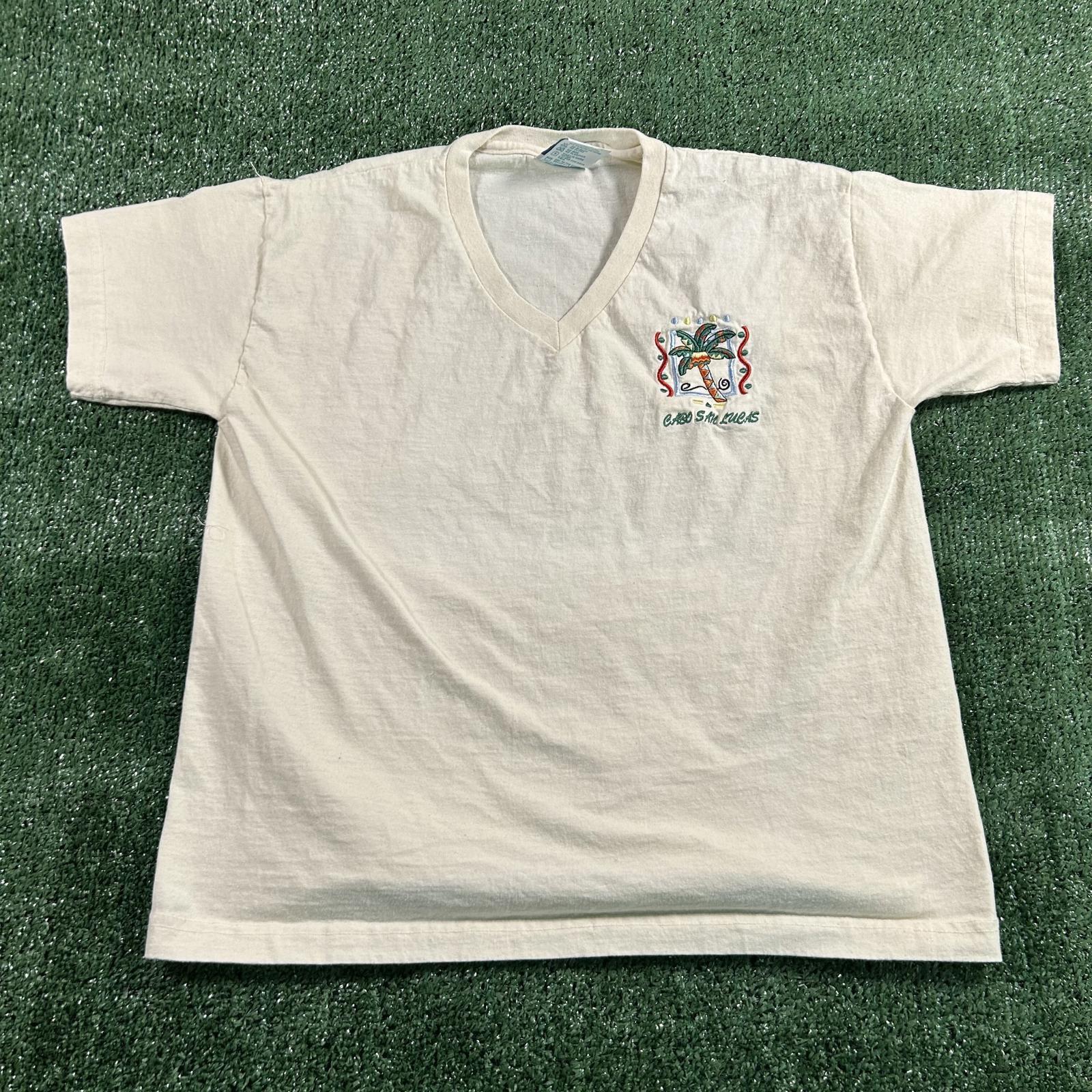 Caribbean Vintage Men s T-Shirt with Embroidered Logo. L 4XL