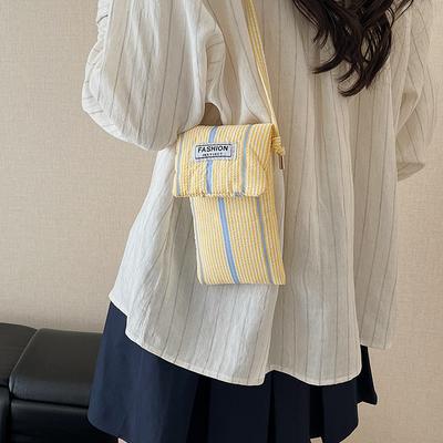 New Small Bag Women's Korean Version Fashion Niche Design Shoulder Bag Student Messenger Bag Casual and Lightweight Small Square Bag