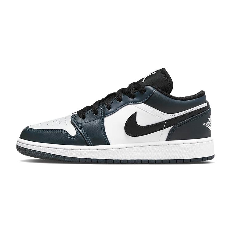 Air Jordan 1 Low Grade School 'Armory Navy' (Unisex) Armory Navy / Black / White Kids' Basketball Shoes 553560 411