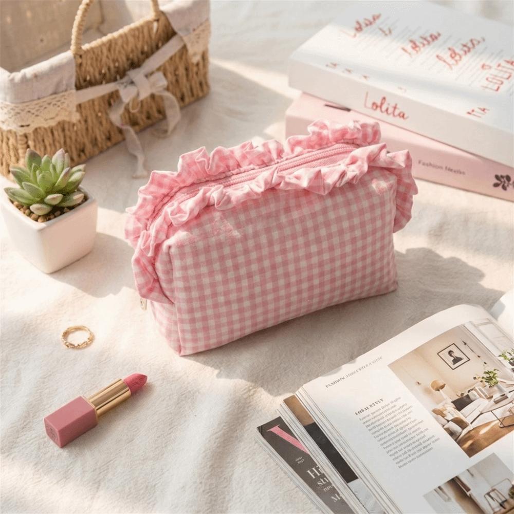 Gingham Plaid Ruffle Edge Makeup Bag Quilted Design Toiletry Bag  Organizer