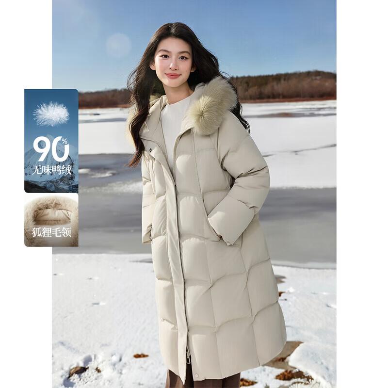 Qiushui Yiren Detachable Fox Fur Collar Down Coat